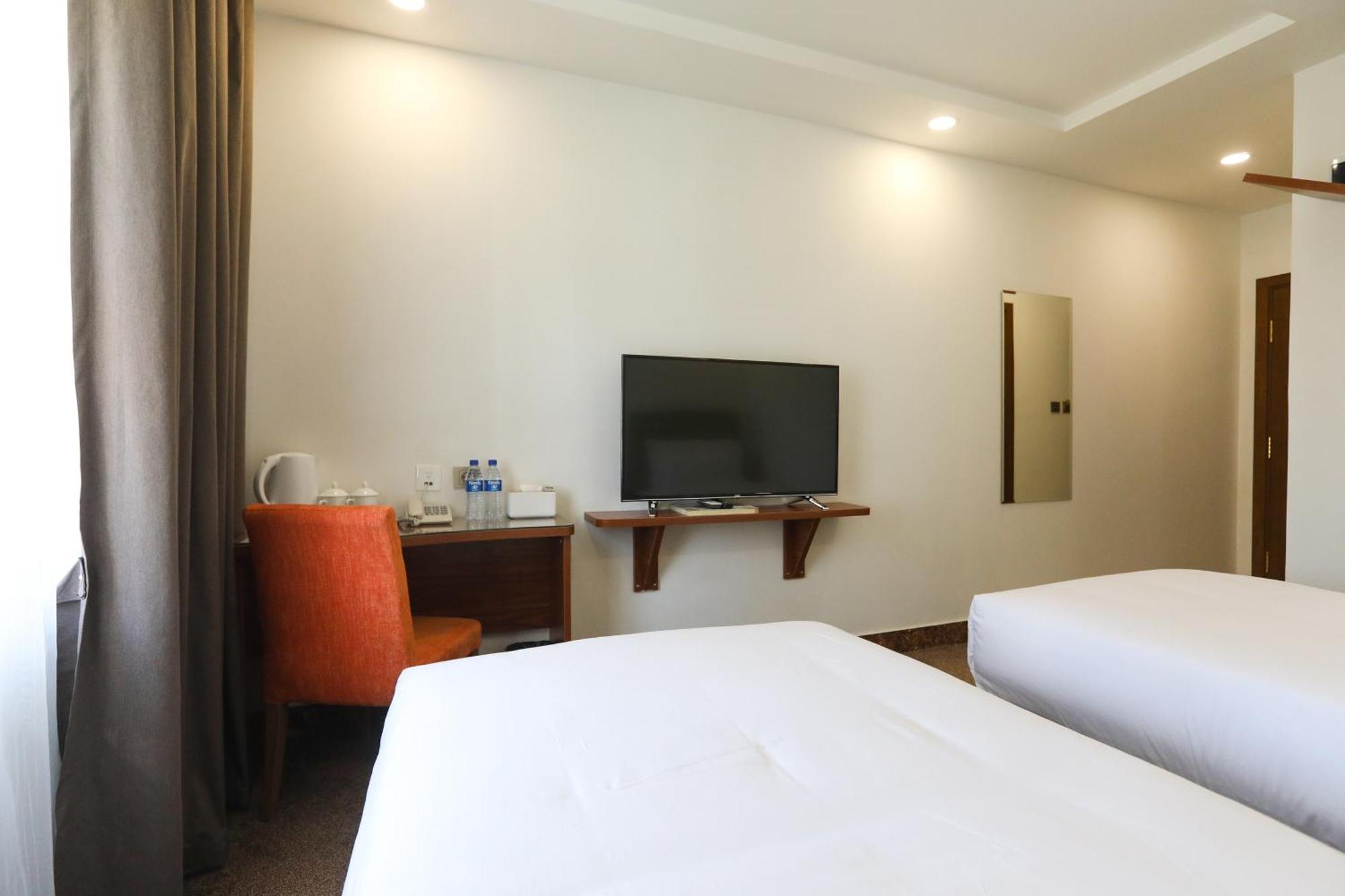 Sunrise Hotel Tashkent Ngoại thất bức ảnh