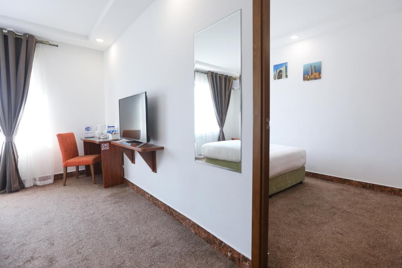 Sunrise Hotel Tashkent Ngoại thất bức ảnh