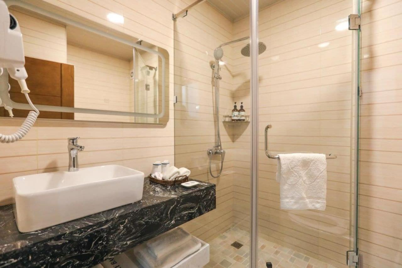 Sunrise Hotel Tashkent Ngoại thất bức ảnh