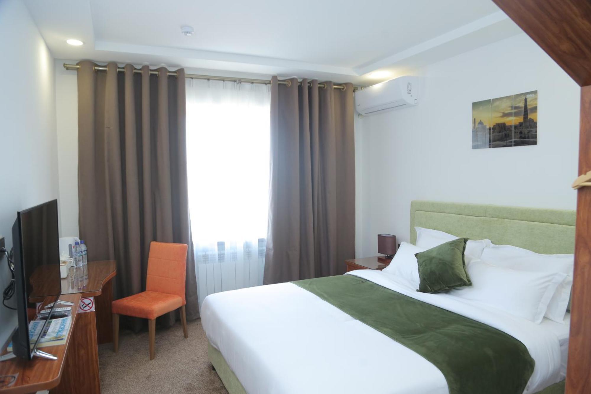 Sunrise Hotel Tashkent Ngoại thất bức ảnh
